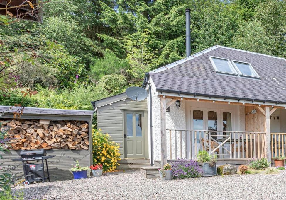 The Stable - Cottage With A Spectacular Lake View Port Of Menteith المظهر الخارجي الصورة